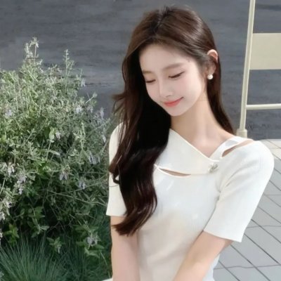 解开他的蝴蝶结